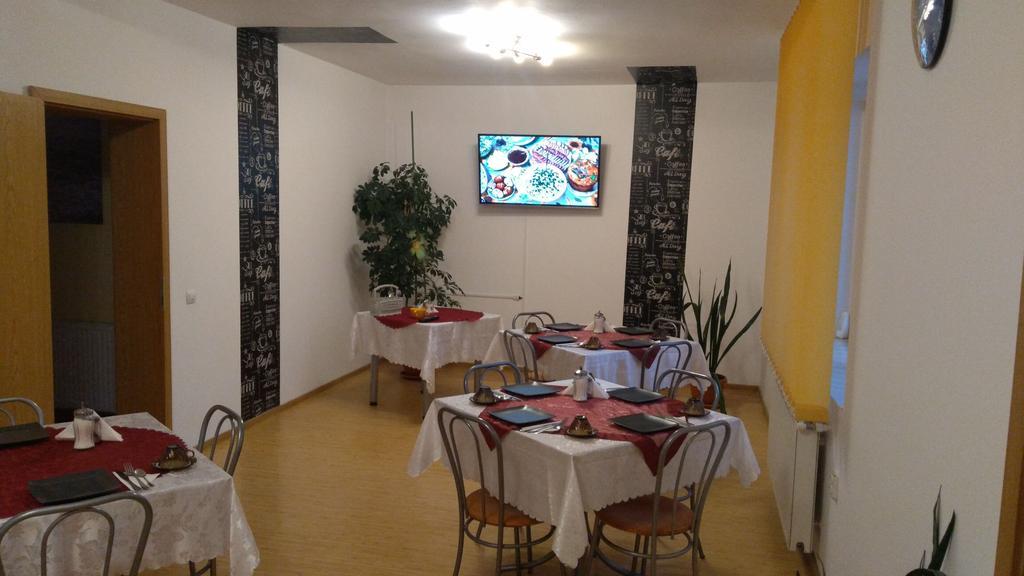 Pensiunea Riunione Braşov Buitenkant foto