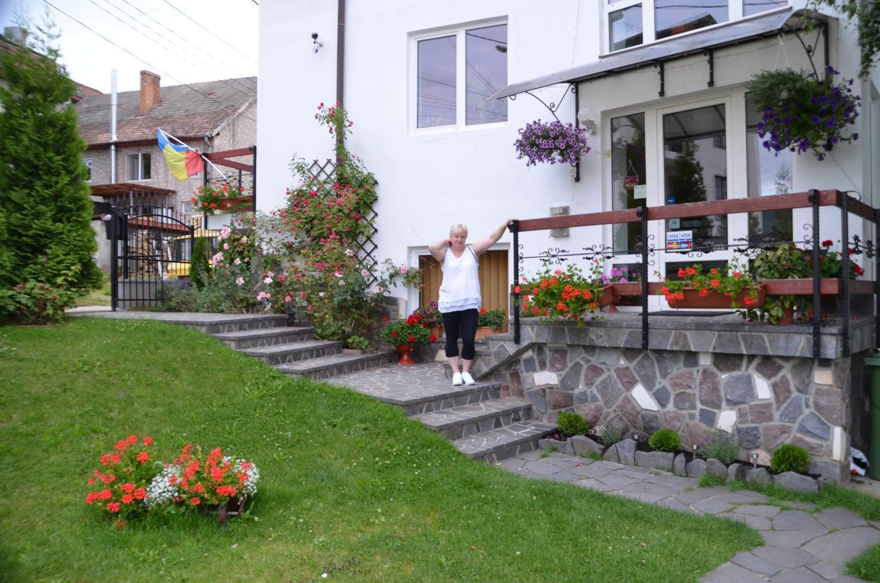 Pensiunea Riunione Braşov Buitenkant foto